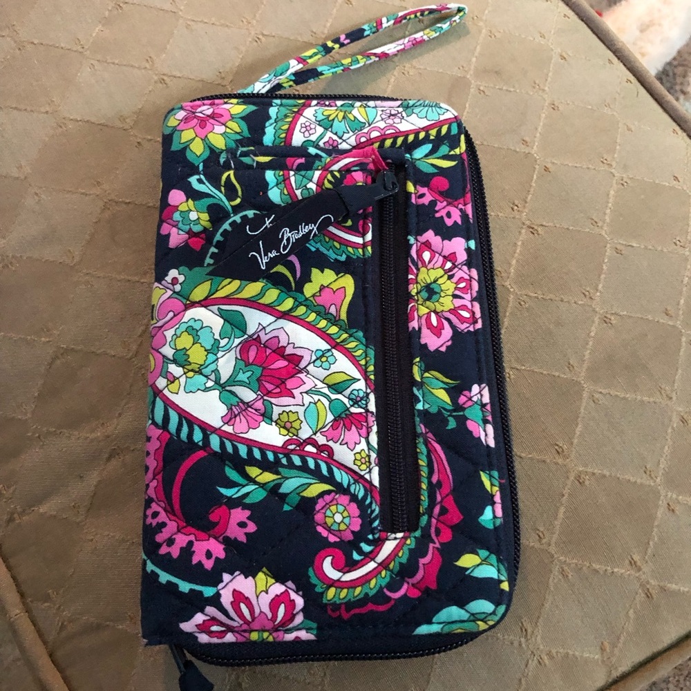 Vera Bradley wristlet wallet